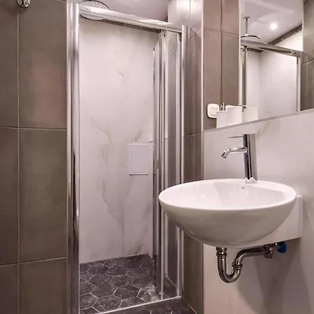 Palace Of Culture 2-bedroom Retreat On Skobelev Blvd Sofia