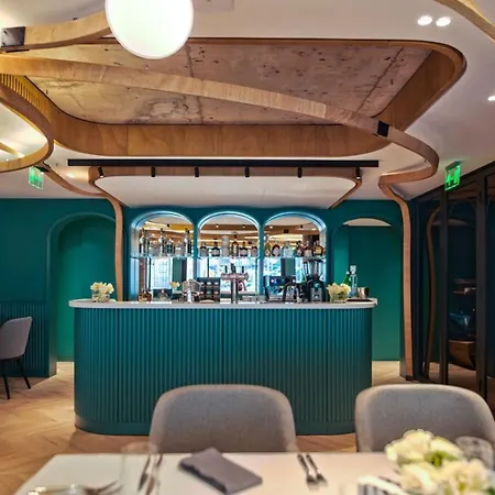 Palace Of Culture 2-bedroom Retreat On Skobelev Blvd Апартаменты София