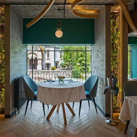 Palace Of Culture 2-bedroom Retreat On Skobelev Blvd * София